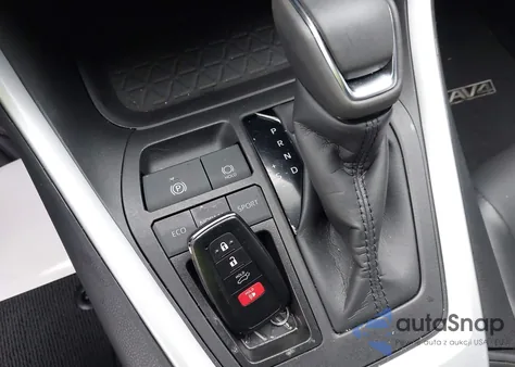 2024 Toyota Rav4 Xle Premium from USA, damaged, VIN 2T3C1RFV7RW333242